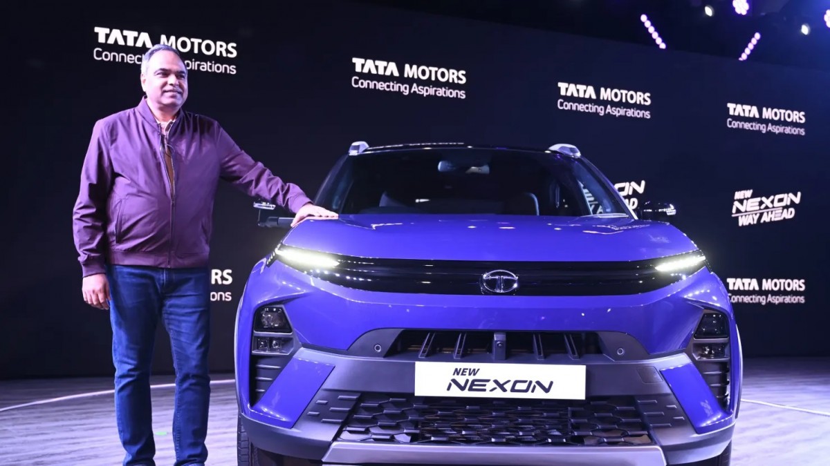 Thị trường ô tô Ấn Độ vốn là một nhóm nhỏ gồm các công ty Nhật Bản, Hàn Quốc và Ấn Độ. Tuy nhiên, sự xuất hiện của xe điện có thể làm thay đổi tình hình ở thị trường ô tô lớn thứ ba thế giới. Thị trường ô tô Ấn Độ vốn là một nhóm nhỏ gồm các công ty Nhật Bản, Hàn Quốc và Ấn Độ. Tuy nhiên, sự xuất hiện của xe điện có thể làm thay đổi tình hình ở thị trường ô tô lớn thứ ba thế giới.