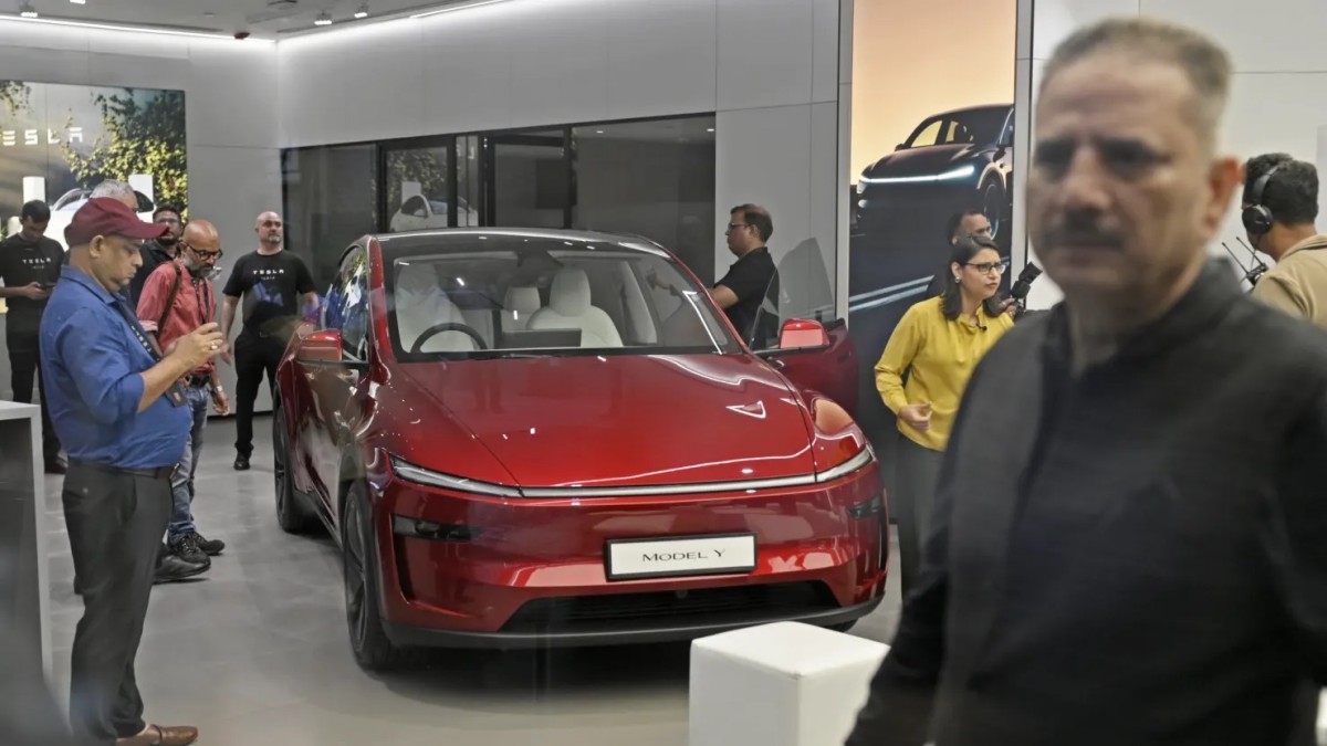 Thị trường ô tô Ấn Độ vốn là một nhóm nhỏ gồm các công ty Nhật Bản, Hàn Quốc và Ấn Độ. Thị trường ô tô Ấn Độ vốn là một nhóm nhỏ gồm các công ty Nhật Bản, Hàn Quốc và Ấn Độ.