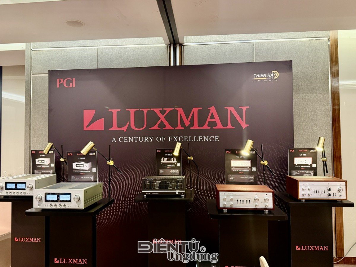 PGI trình diễn bộ sản phẩm LUXMAN Black Edition CENTENNIAL