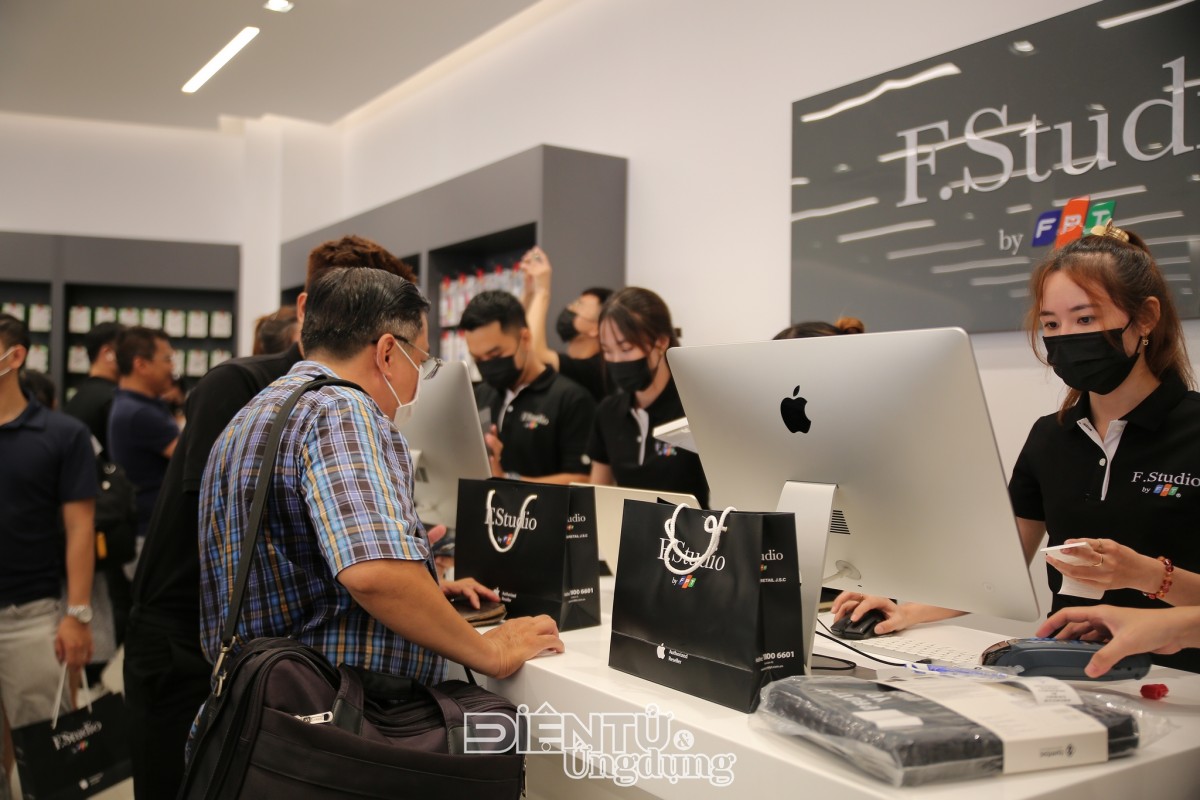 Đặt cọc iPhone 17 và iPhone Air tại FPT Shop và F.Studio, nhận trợ giá đến 4,5 triệu đồng