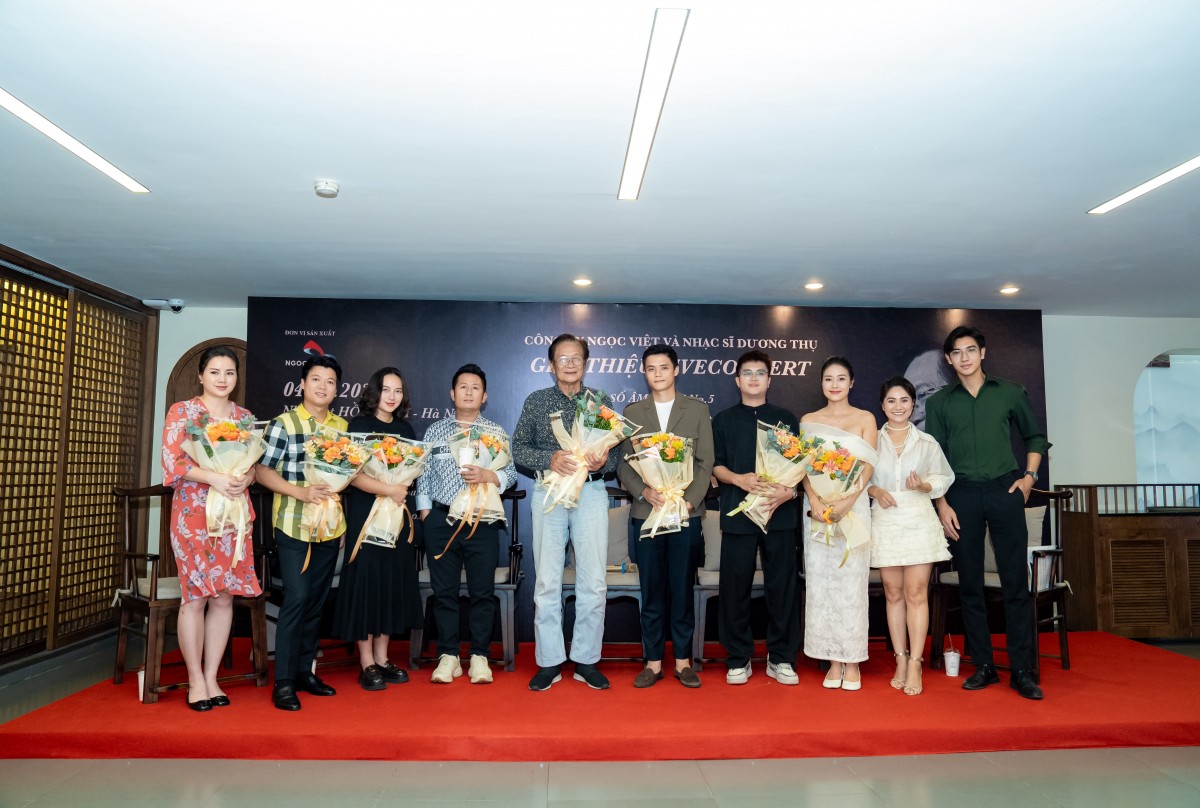 Dương Thụ - Bài hát Thu về: Đêm nhạc gợi ký ức đẹp của tình yêu và tuổi trẻ