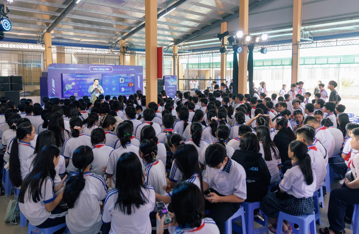 Samsung Solve for Tomorrow 2025 lan tỏa cảm hứng STEM tới học sinh Cần Thơ và Tây Ninh
