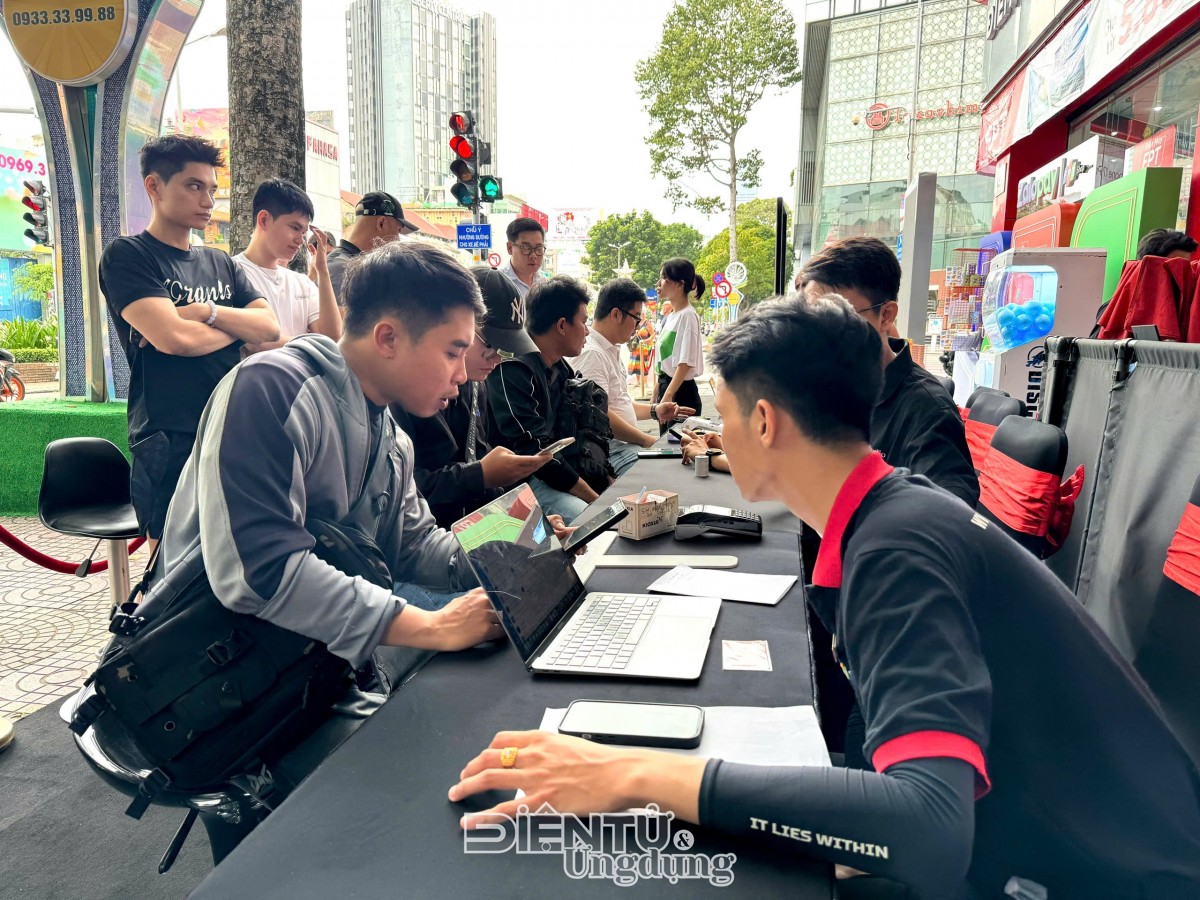 Mua ngay iPhone 17 và iPhone Air tại FPT Shop nhận ưu đãi đến 8 triệu đồng