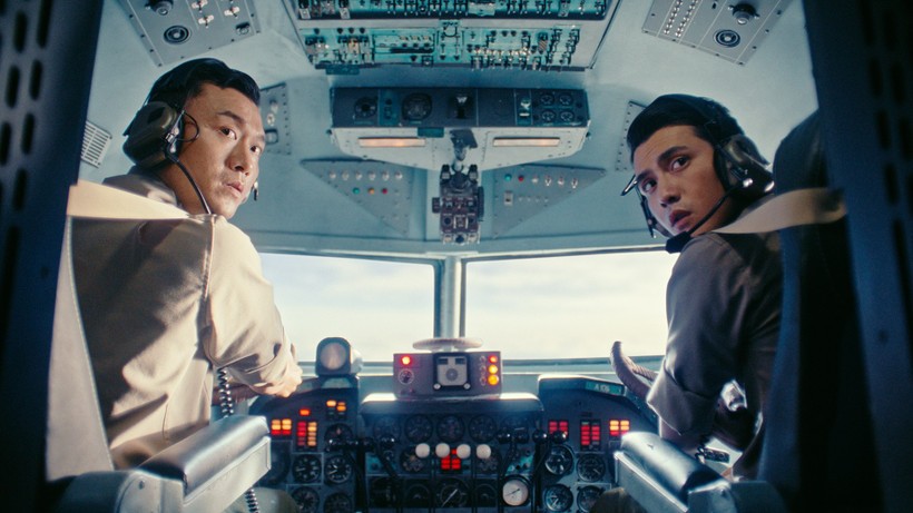 'Tử chiến trên không' liệu có gây bão phòng vé sau 'Mưa đỏ'?