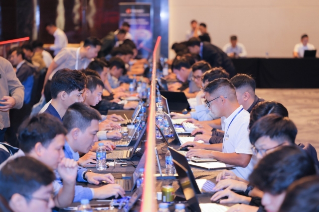 Smart Banking 2025: Ngành ngân hàng tăng tốc chuyển đổi số với dữ liệu và AI