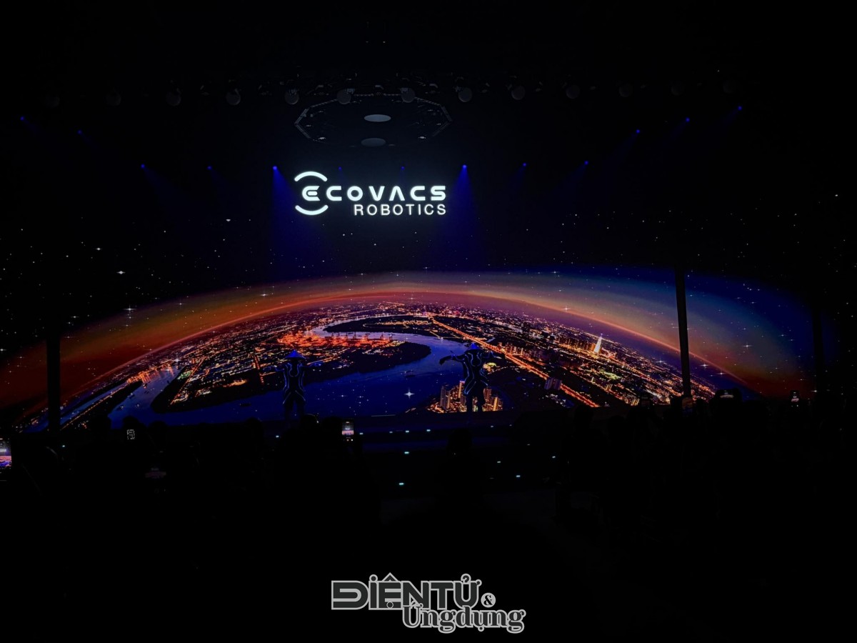 ECOVACS ra mắt bộ đôi robot hút bụi cao cấp 