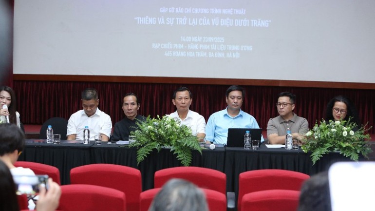 Sapa chờ đón du khách với 2 show diễn hấp dẫn của chính đồng bào dân tộc