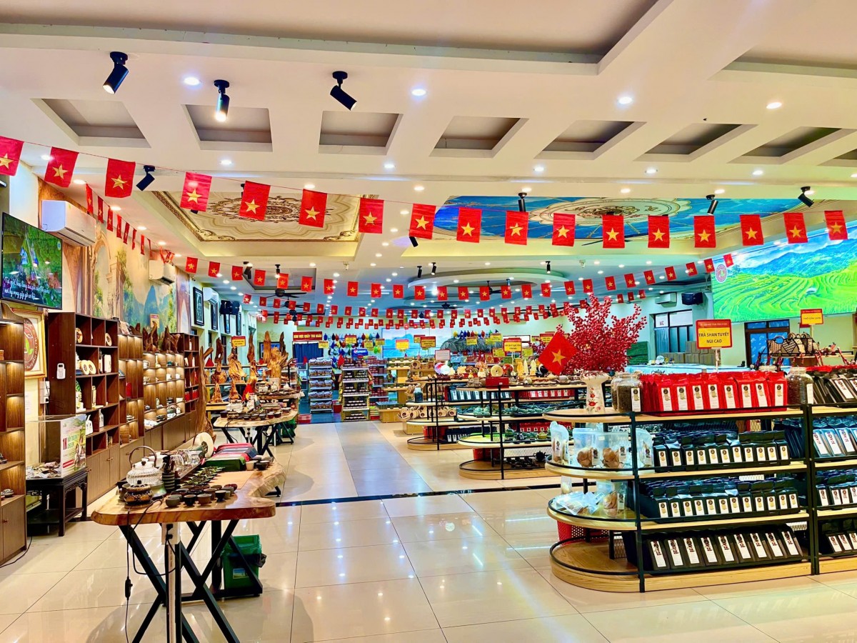 Trung tâm Trà 5 cực