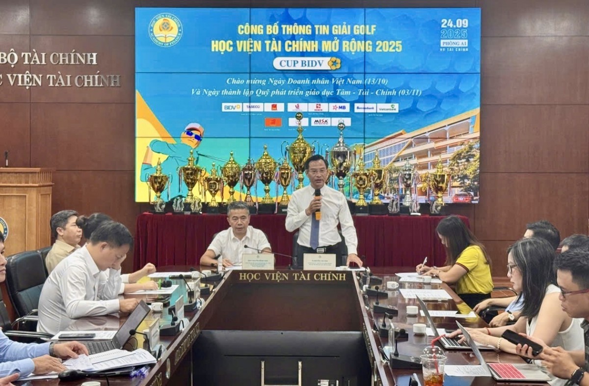 150 golfer tham dự Giải Golf Học viện Tài chính mở rộng 2025