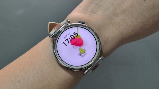 Trải nghiệm nhanh HUAWEI WATCH GT 6 phiên bản 41mm dây da dành cho nữ