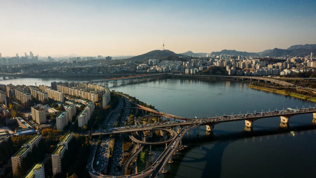 Thị trường Châu Á giao dịch trái chiều sau khi phố Wall tăng điểm bất chấp nguy cơ chính phủ Mỹ đóng cửa Thị trường Châu Á giao dịch trái chiều sau khi phố Wall tăng điểm bất chấp nguy cơ chính phủ Mỹ đóng cửa