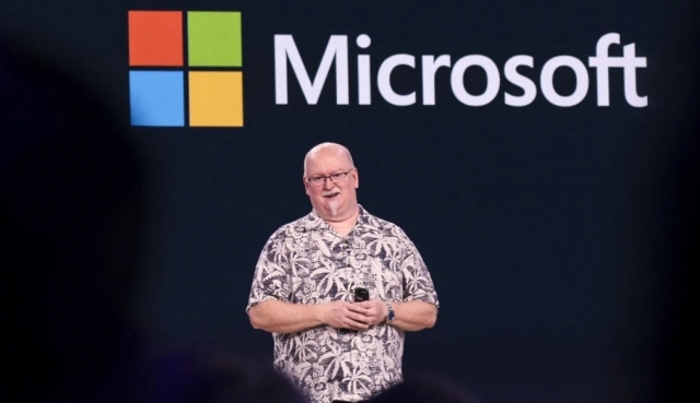 Microsoft đang tăng tốc phát triển chip riêng cho trung tâm dữ liệu AI