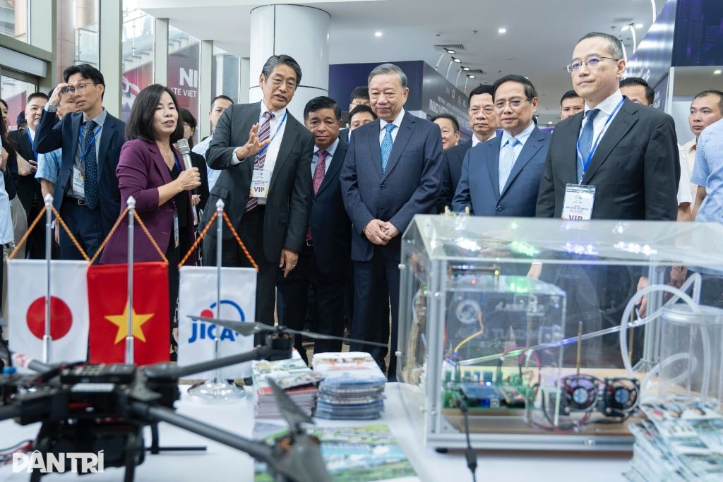 Việt Nam tăng 3 bậc trên bảng xếp hạng đổi mới sáng tạo toàn cầu Việt Nam tăng 3 bậc trên bảng xếp hạng đổi mới sáng tạo toàn cầu