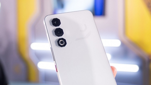 nubia NEO 3 GT 5G chính thức ra mắt, ghidấu sự trở lại với Saigon Phantom