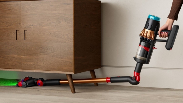 Dyson V16 Piston Animal mới, hút sạch và diệt chuẩn tối ưu