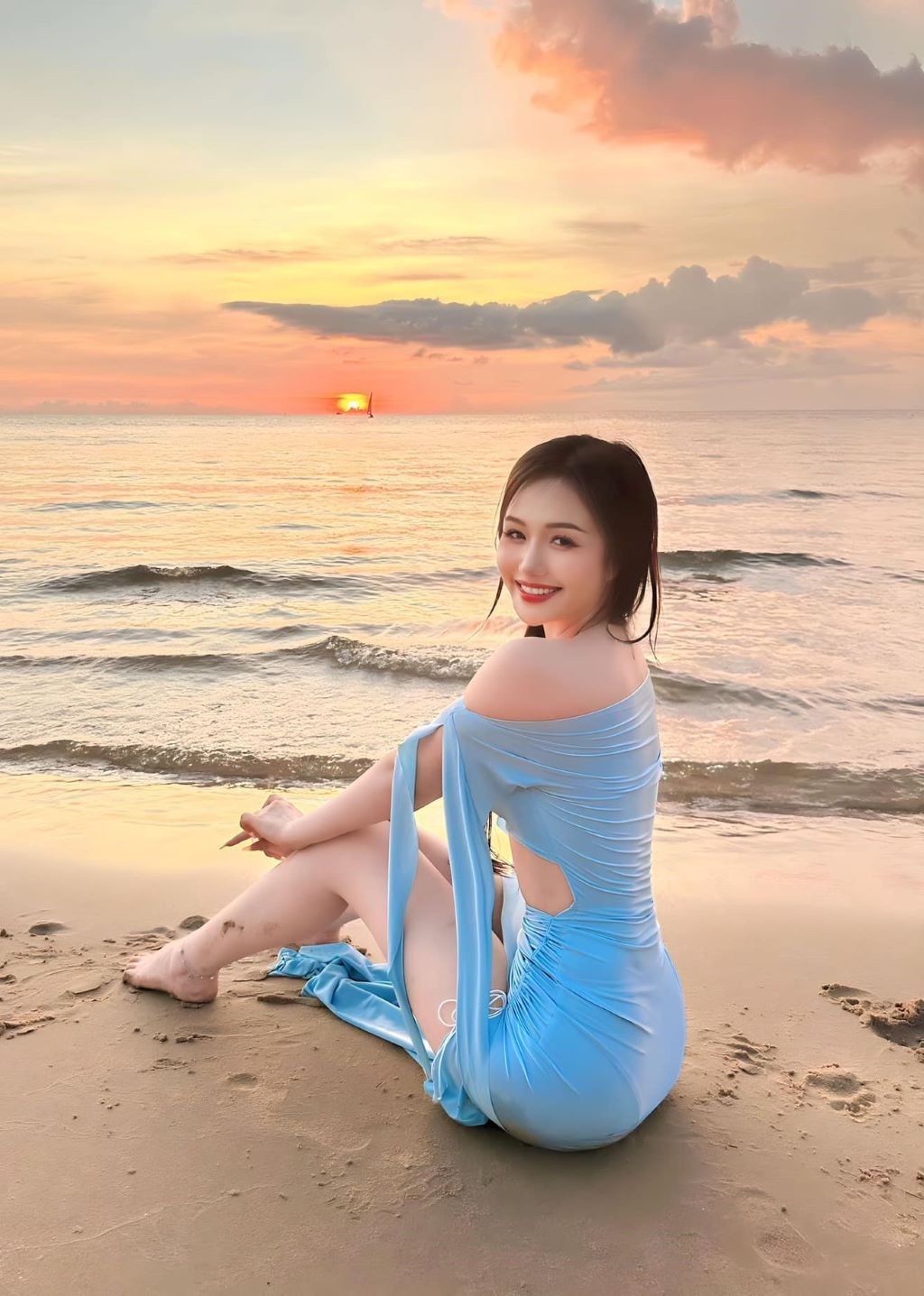 Phan Ngọc Anh Thư: Tìm cảm hứng sáng tạo từ những chuyến 'xê dịch' Phan Ngọc Anh Thư: Tìm cảm hứng sáng tạo từ những chuyến 'xê dịch'