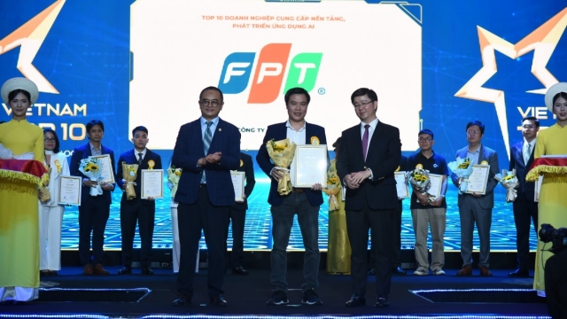 FPT được vinh danh TOP 10 doanh nghiệp công nghệ số Việt Nam 2025