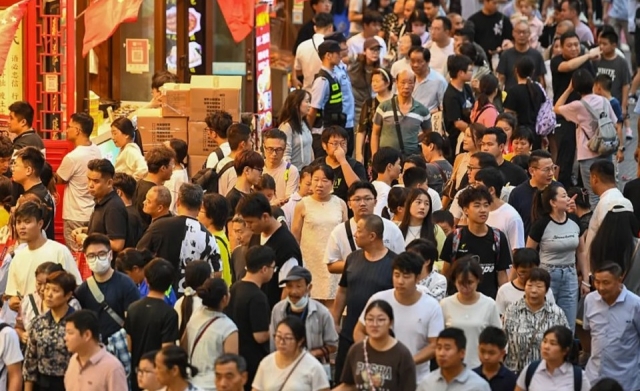 Sự bùng nổ du lịch tuần lễ vàng của Trung Quốc che giấu cuộc chiến giá cả khốc liệt