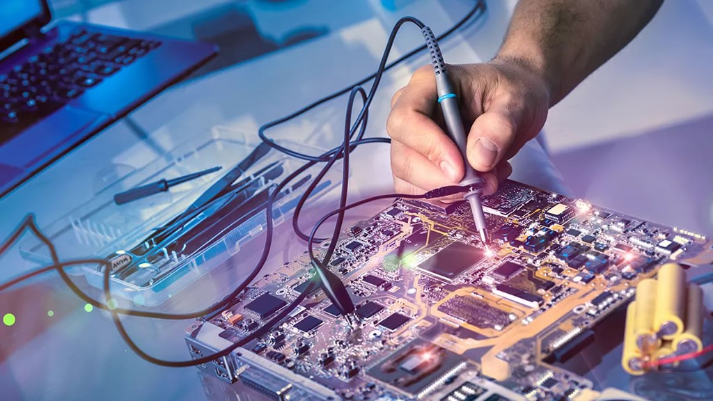 PTIT dẫn đầu với 4 đội vào bán kết Cuộc thi Thiết kế điện tử Việt Nam 2025