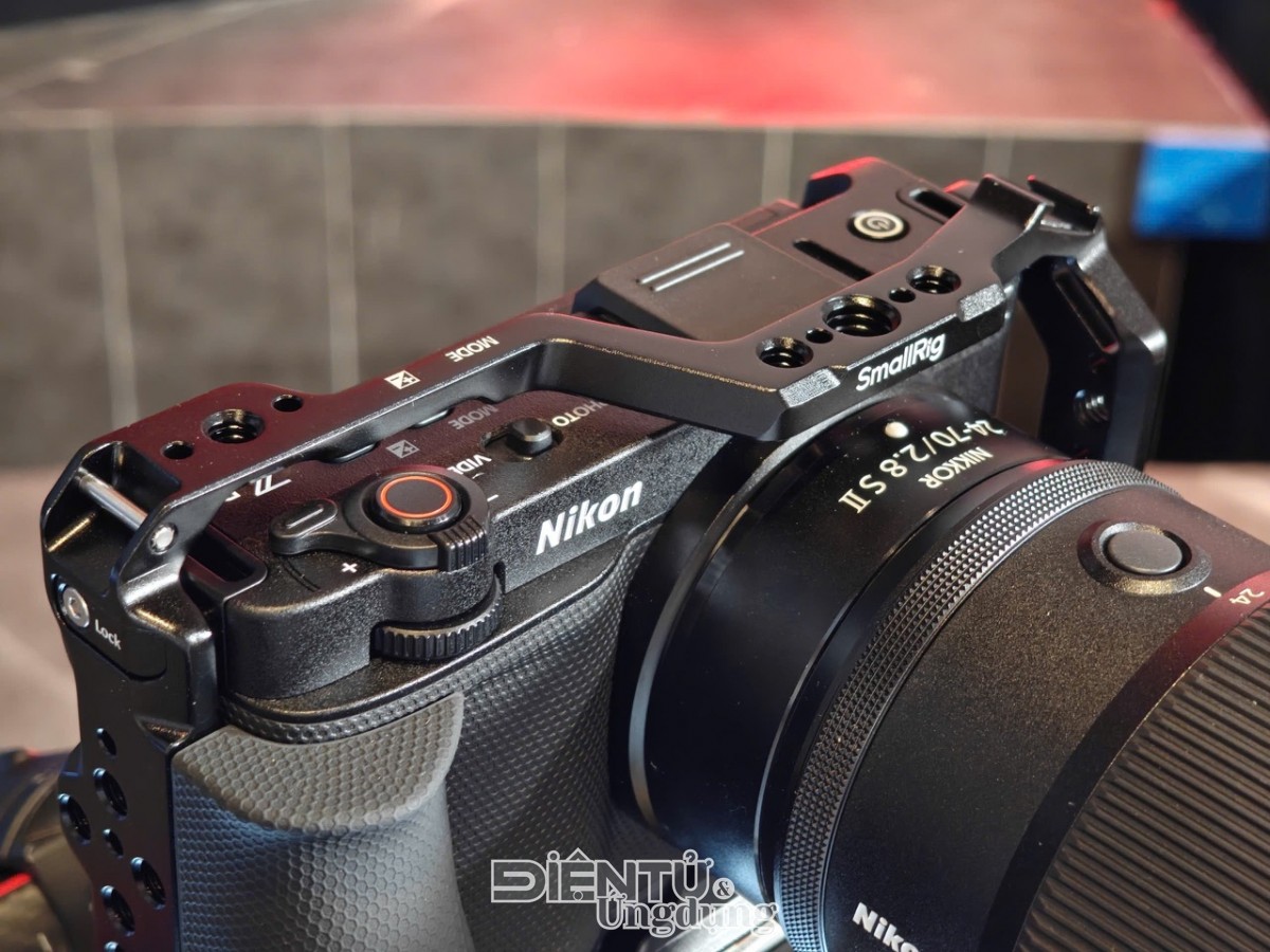 Nikon ra mắt mẫu máy ảnh Nikon ZR Nikon ra mắt mẫu máy ảnh Nikon ZR