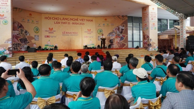 Hội chợ Làng nghề Việt Nam lần thứ 21: Tôn vinh giá trị truyền thống, thúc đẩy kết nối giao thương