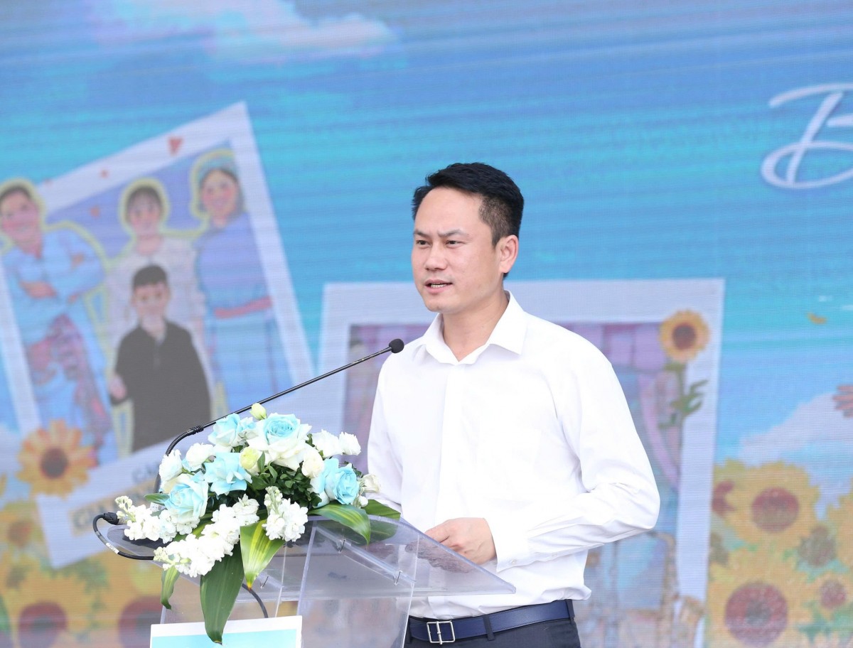 Khai mạc ngày hội 'Gia đình trẻ hạnh phúc' Khai mạc ngày hội 'Gia đình trẻ hạnh phúc'