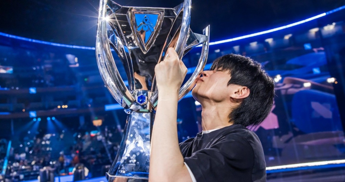 Chung kết thế giới Liên Minh huyền thoại 2025 chính thức khởi tranh Chung kết thế giới Liên Minh huyền thoại 2025 chính thức khởi tranh