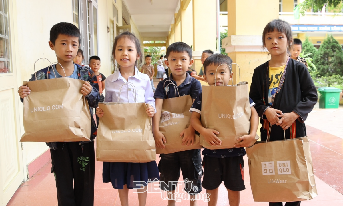 UNIQLO chung tay khắc phục hậu quả bão lũ tại Việt Nam