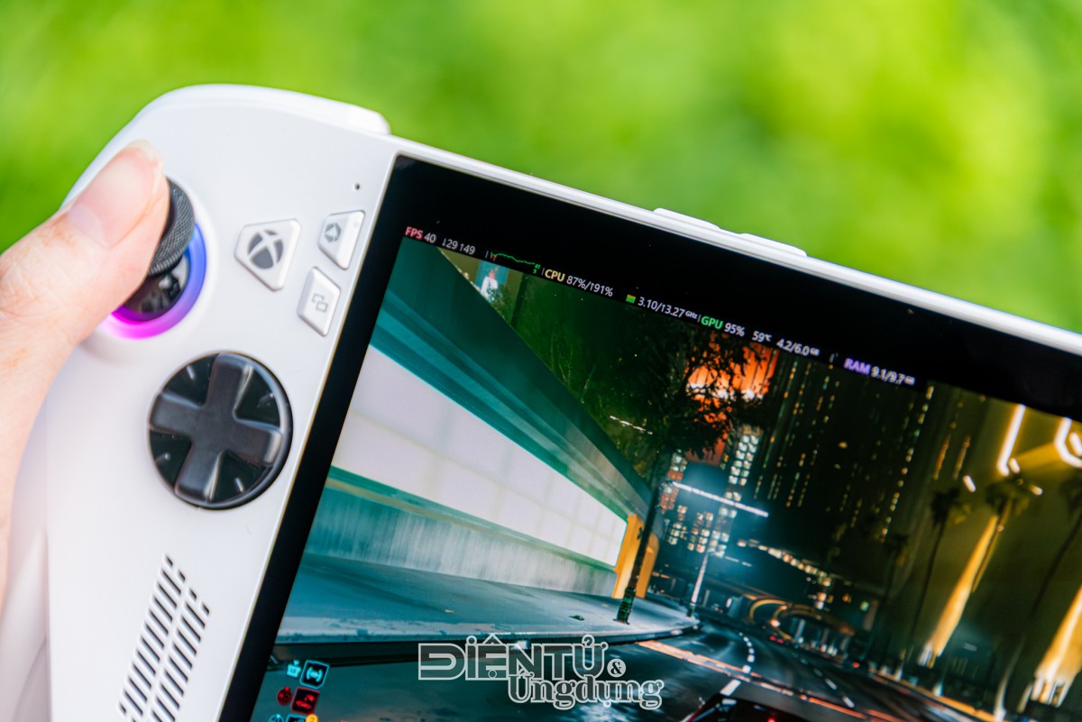 ASUS ROG Xbox Ally và ROG Xbox Ally X chính thức lên kệ