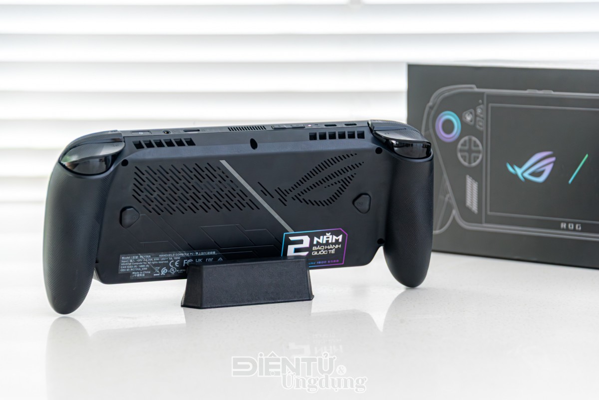 ASUS ROG Xbox Ally và ROG Xbox Ally X chính thức lên kệ