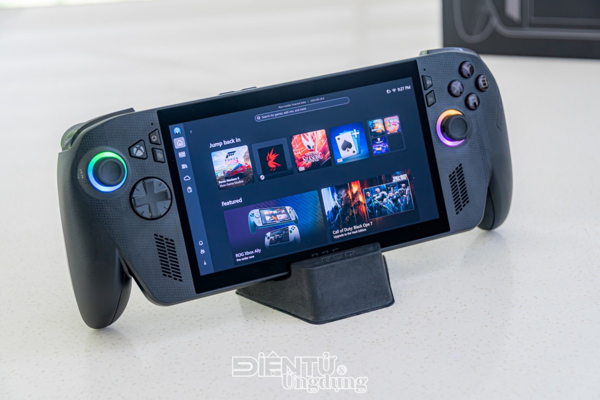 ASUS ROG Xbox Ally và ROG Xbox Ally X chính thức lên kệ