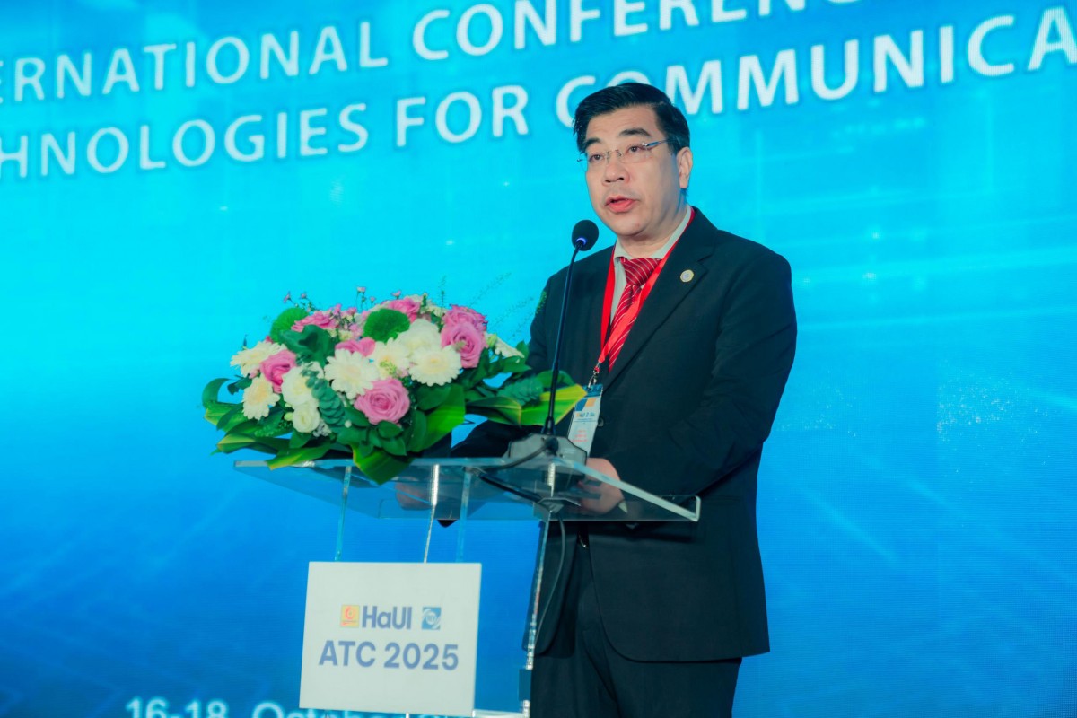 Bộ Khoa học và Công nghệ kêu gọi nghiên cứu liên ngành và hợp tác quốc tế
