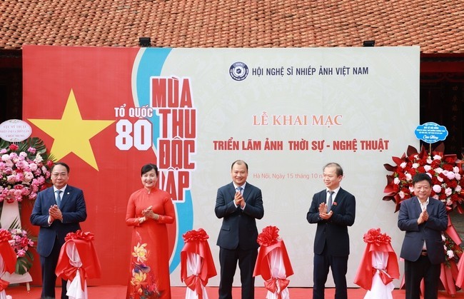 ‘Tổ quốc - 80 mùa thu Độc lập’: Triển lãm ảnh tái hiện dòng chảy lịch sử Việt Nam
