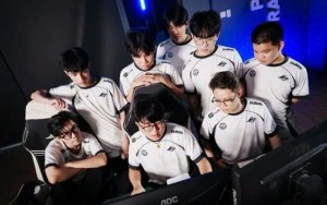 Chung kết thế giới Liên Minh huyền thoại 2025: Đại diện Việt Nam không làm nên bất ngờ