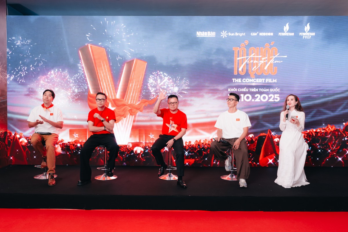 Ra mắt phim hòa nhạc “Tổ quốc trong tim: The Concert Film” Ra mắt phim hòa nhạc “Tổ quốc trong tim: The Concert Film”
