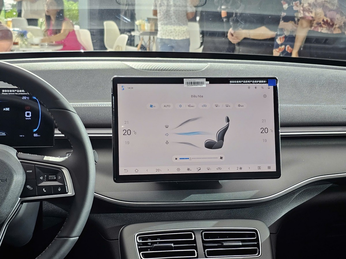 BYD SEAL 5 ra mắt Việt Nam: Sedan hạng C đầu tiên tích hợp công nghệ DM-i Super Hybrid tiên tiến BYD SEAL 5 ra mắt Việt Nam: Sedan hạng C đầu tiên tích hợp công nghệ DM-i Super Hybrid tiên tiến