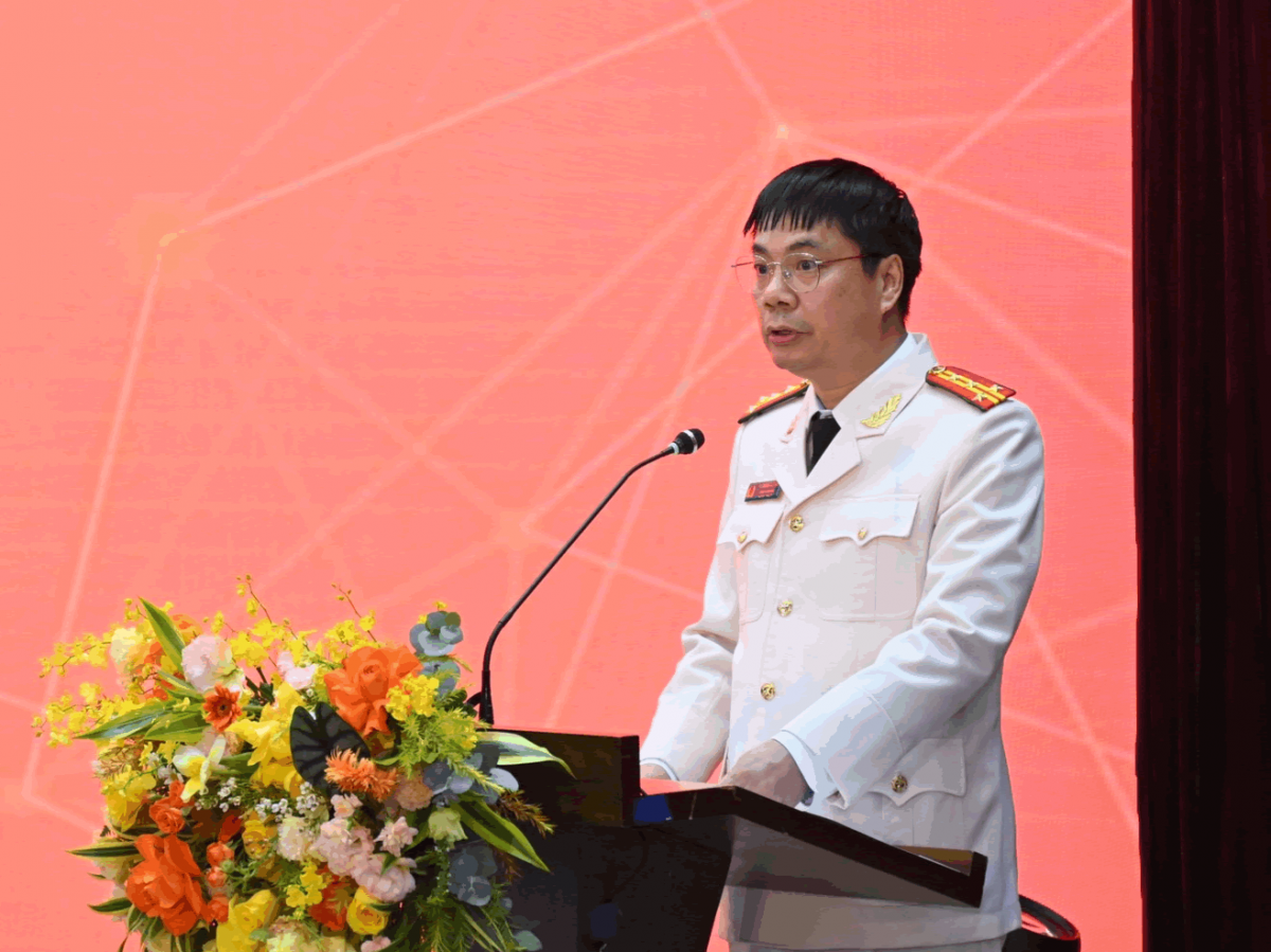 Đại tá Tô Mạnh Cường, Thành viên HĐTV, Tổng Giám đốc MobiFone phát biểu nhận nhiệm vụ.