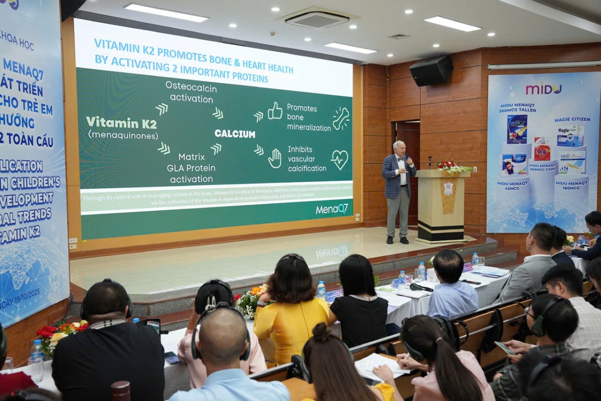 Vitamin K2 - MenaQ7 mở hướng mới trong phát triển chiều cao cho trẻ em Việt Nam Vitamin K2 - MenaQ7 mở hướng mới trong phát triển chiều cao cho trẻ em Việt Nam