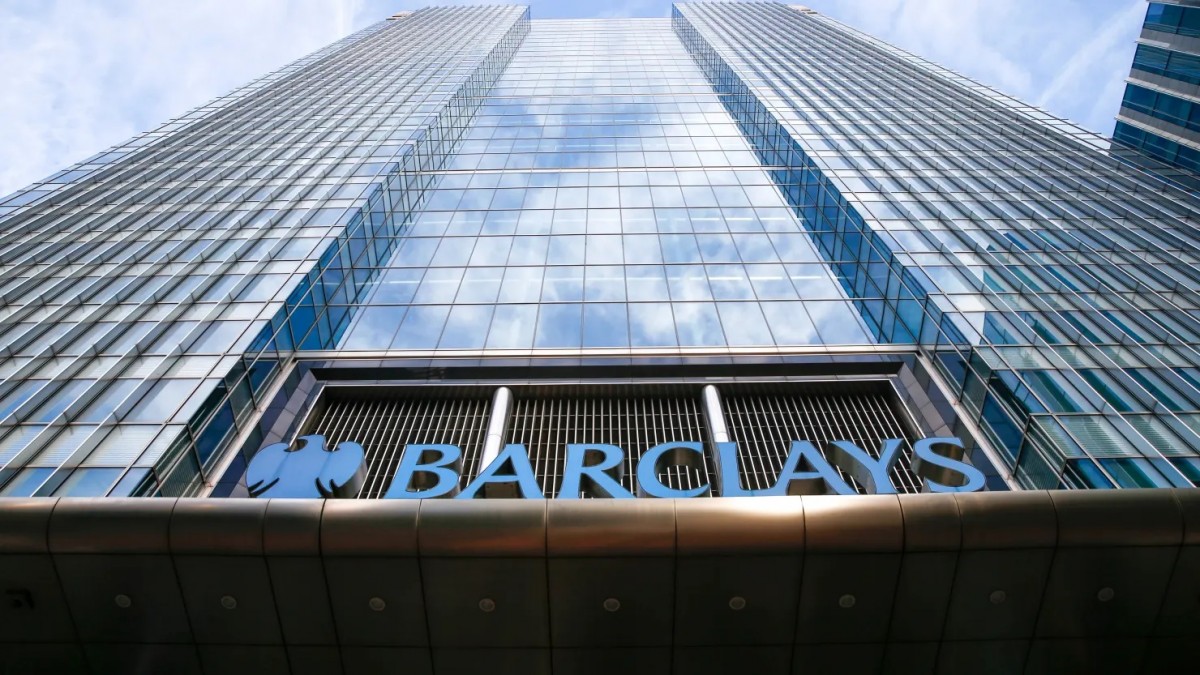 Barclays điều chỉnh tăng dự báo lợi nhuận dù thu nhập quý 3 sụt giảm