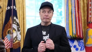 Tesla hợp tác Samsung và TSMC sản xuất Chip AI5 tại Mỹ