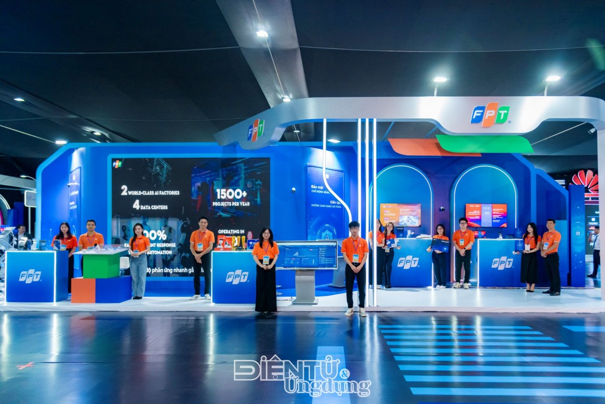 FPT trình diễn “Lá chắn số” tại lễ ký Công ước Hà Nội