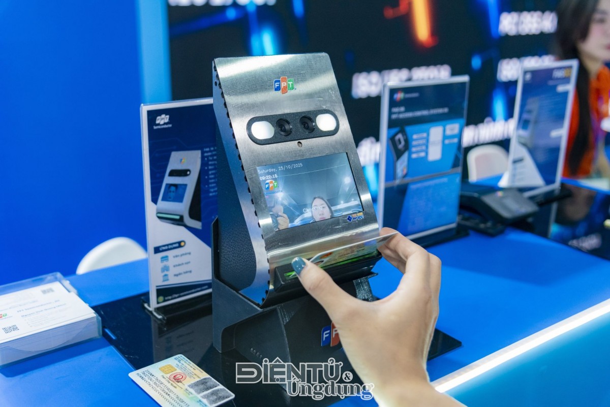 FPT trình diễn “Lá chắn số” tại lễ ký Công ước Hà Nội