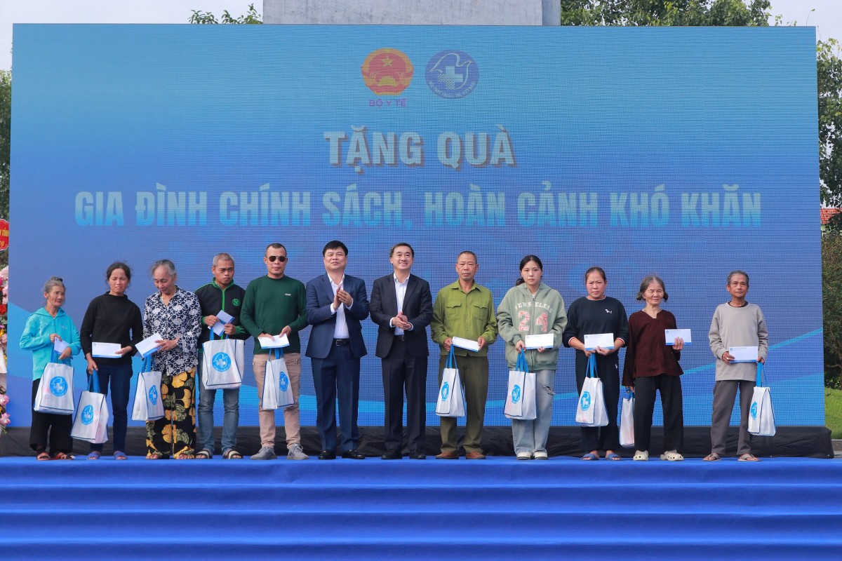 Hưng Yên: Phát động Chương trình Y tế thông minh dành cho cộng đồng Hưng Yên: Phát động Chương trình Y tế thông minh dành cho cộng đồng