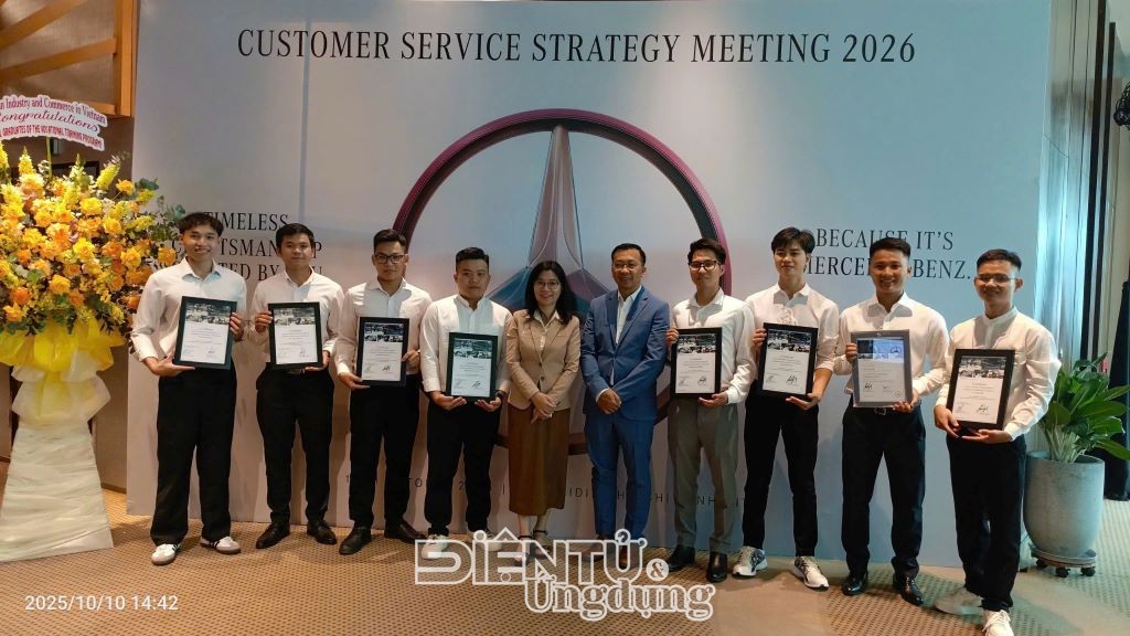 Mercedes-Benz Việt Nam đánh dấu 6 năm đào tạo kỹ thuật viên theo chuẩn Đức Mercedes-Benz Việt Nam đánh dấu 6 năm đào tạo kỹ thuật viên theo chuẩn Đức