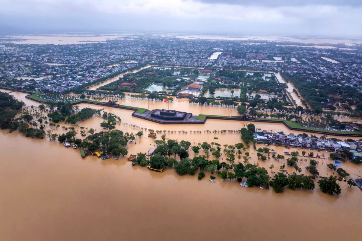 Đang công tác ở nước ngoài, Tổng Bí thư gửi thư thăm hỏi đồng bào vùng lũ