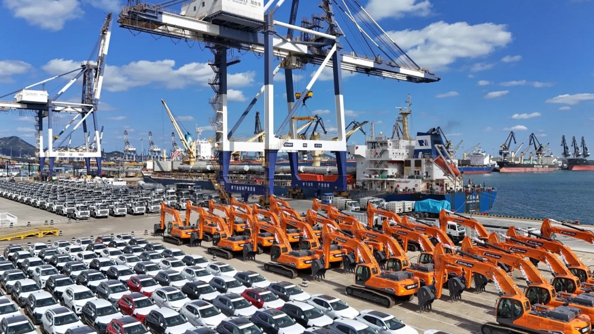 Sản xuất Trung Quốc sụt giảm mạnh trong tháng 10 Sản xuất Trung Quốc sụt giảm mạnh trong tháng 10