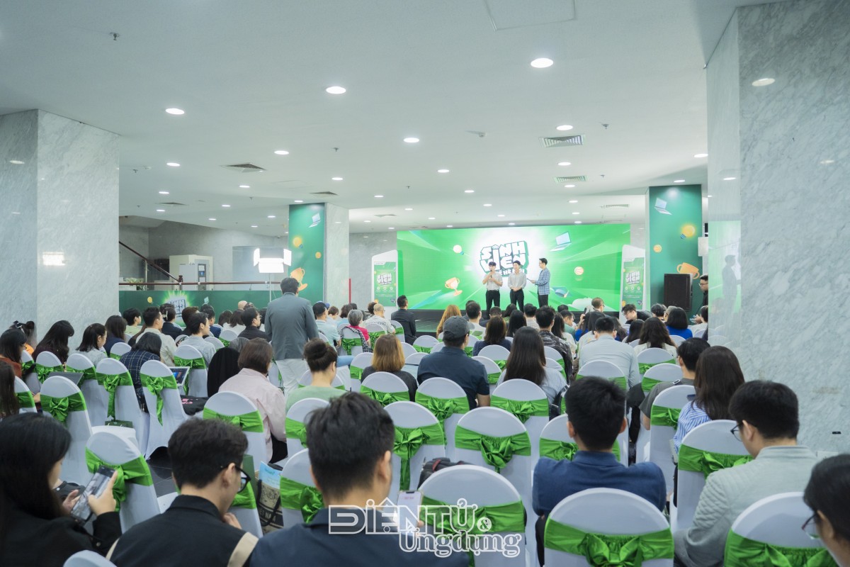 Chương trình truyền hình thực tế ‘Sinh viên thế hệ mới’ chính thức trở lại Chương trình truyền hình thực tế ‘Sinh viên thế hệ mới’ chính thức trở lại  Chương trình truyền hình thực tế ‘Sinh viên thế hệ mới’ chính thức trở lại Chương trình truyền hình thực tế ‘Sinh viên thế hệ mới’ chính thức trở lại