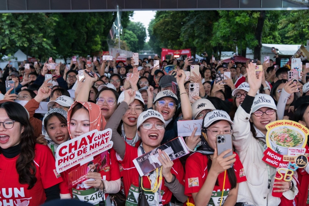 Hơn 3.000 người tham dự 'Chạy cùng Phở Đệ Nhất - Tự hào lan tỏa tinh hoa phở Việt'