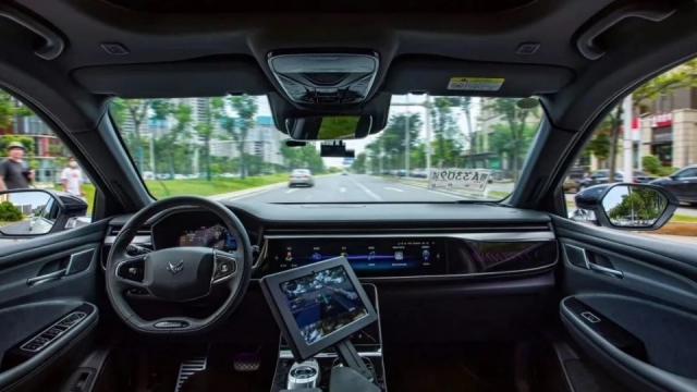 Robotaxi Baidu chạy 250.000 chuyến mỗi tuần, ngang Waymo của Alphabet