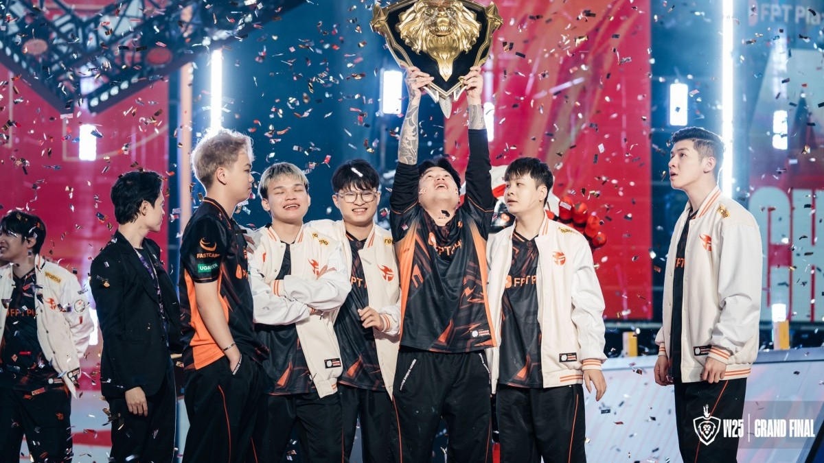 FPT x Flash chiến thắng vang dội tại Đấu Trường Danh Vọng Mùa Đông 2025